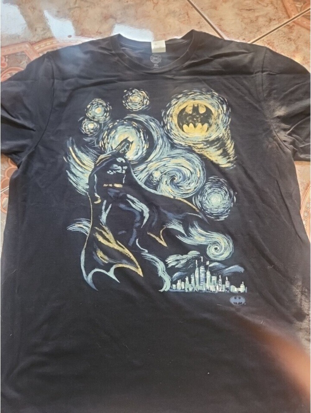 BATMAN Starry Night T Shirt XL X-Large Gotham Dark Knight EUC DC Comics